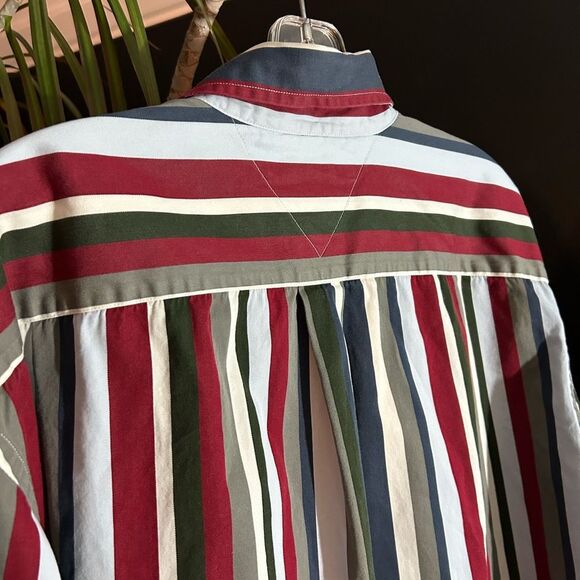 Vintage Y2K Tommy Hilfiger Red and Blue Striped Men's Shirt XL - Picture 11 of 16